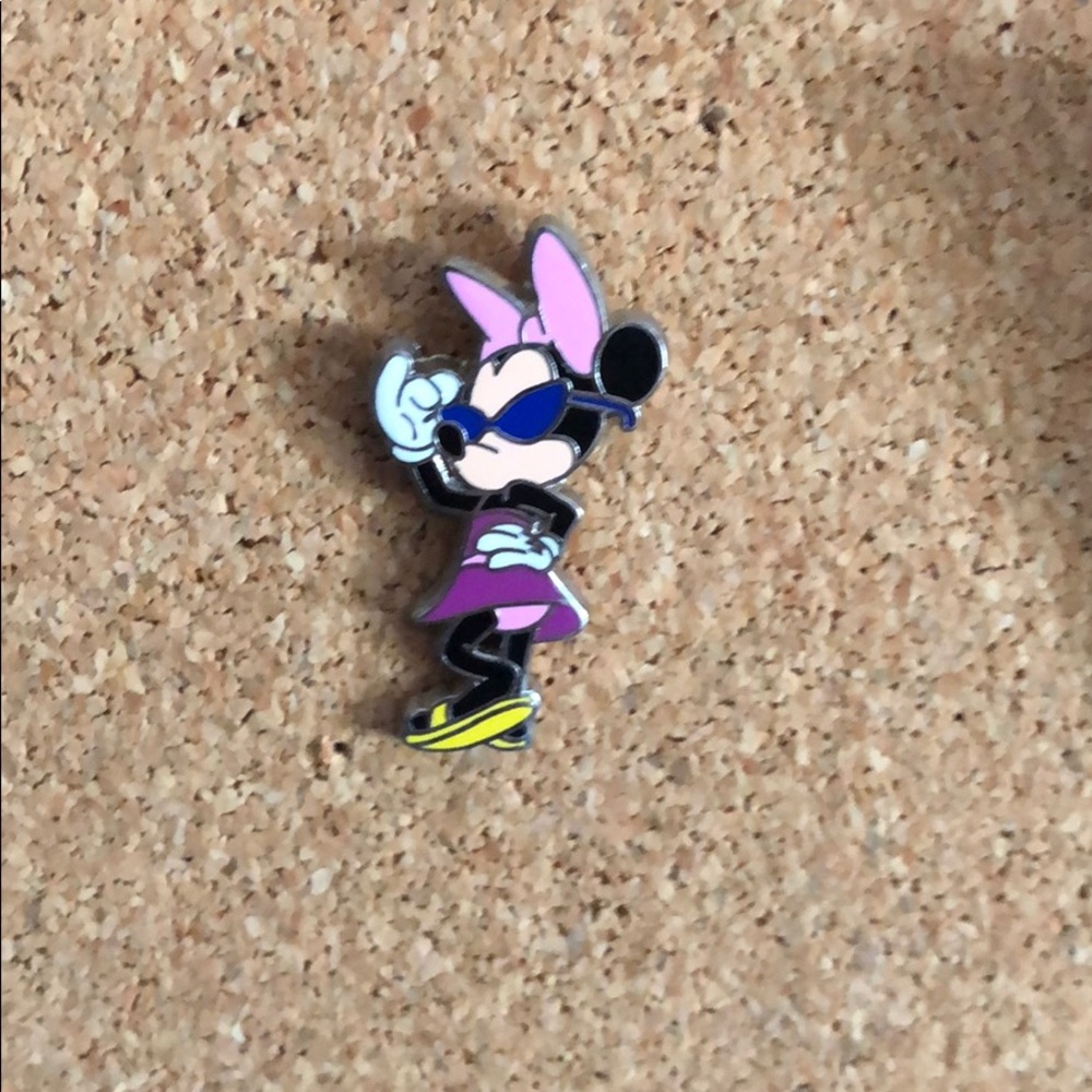 Minnie with Shades Pin